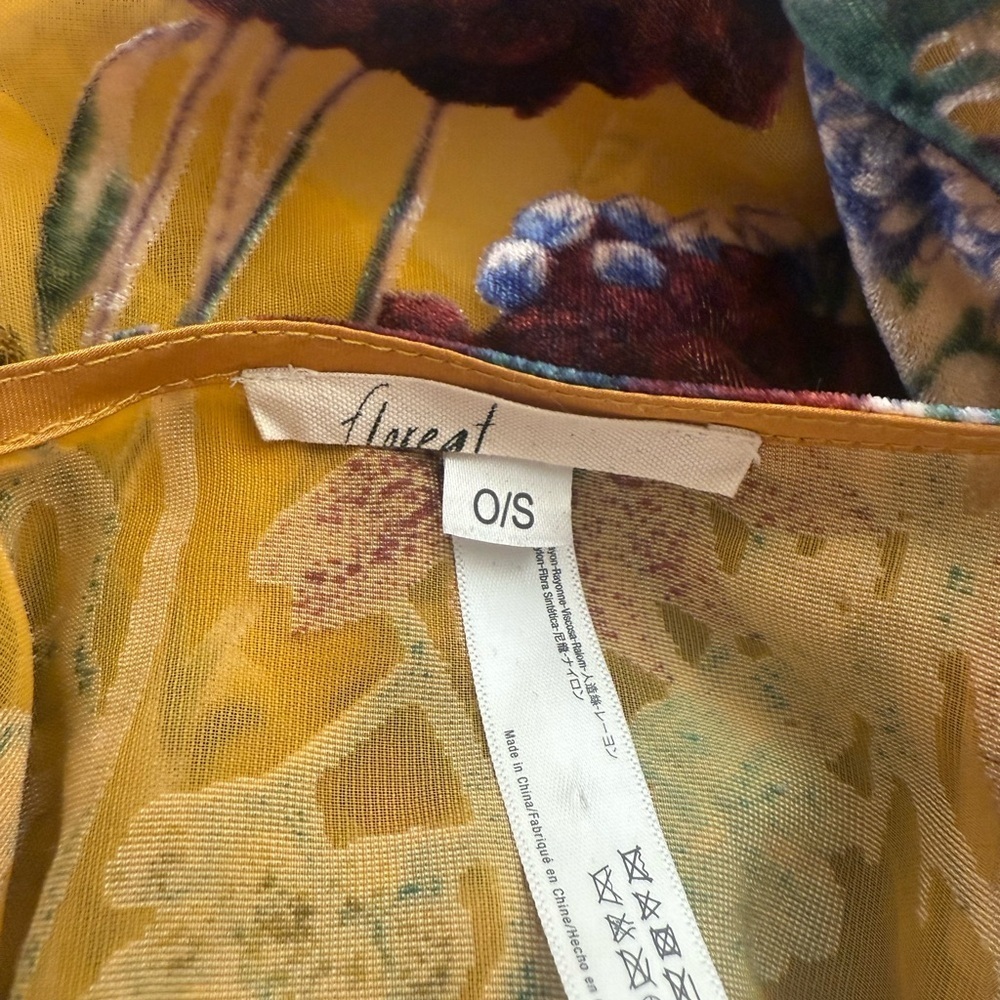 Anthropologie Floreat Velvet and Chiffon Kimono - Picture 2 of 7